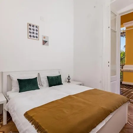 Urban Jungle Central Apartman